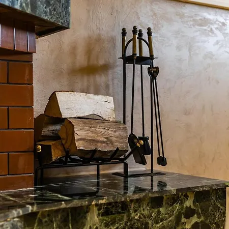 Miracle No 8 Duplex By Pikhost アパート ティラナ