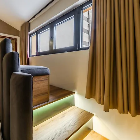 Miracle No 8 Duplex By Pikhost Apartament