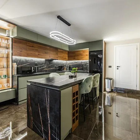 Miracle No 8 Duplex By Pikhost *