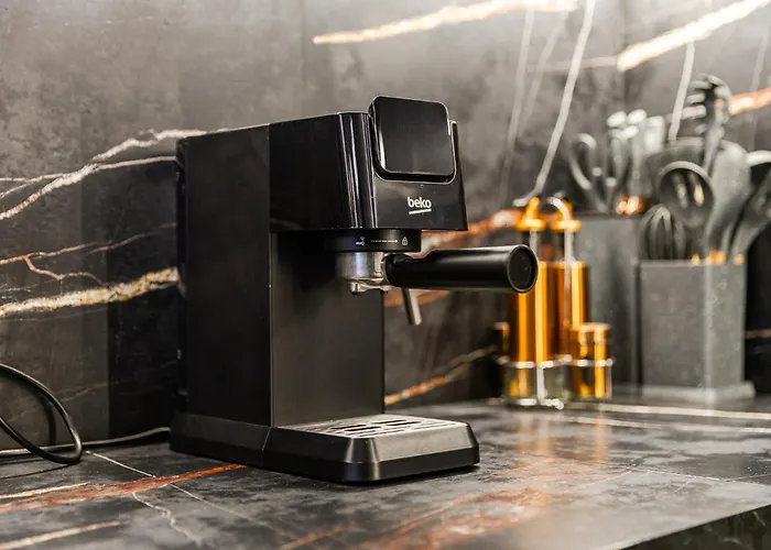 Miracle No 8 Duplex By Pikhost טיראנה