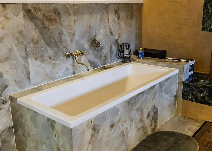 Miracle No 8 Duplex By Pikhost דירה טיראנה